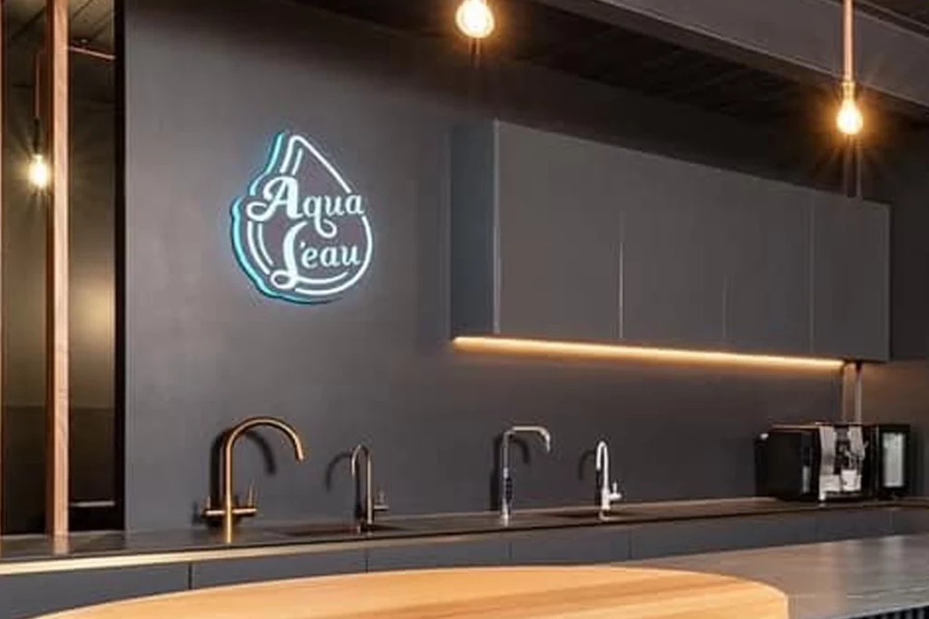 Aqua_Bespoke_Illuminated_Sign