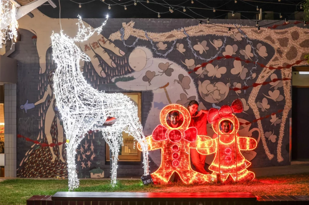 Interactive Christmas Decorations in Perth, Photo Opportunity Christmas Trail, Christmas Walking Trail Perth