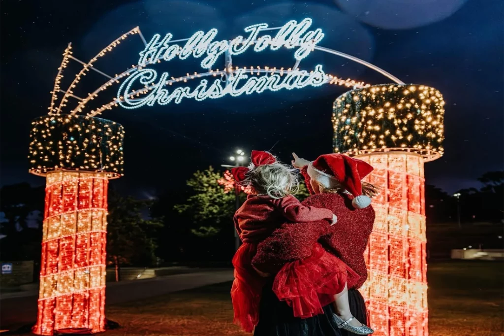 Commercial Christmas Trails, City of Albany Christmas, Christmas Installations, Christmas Decorations, Christmas Outdoor Decorations, Large Christmas Arches