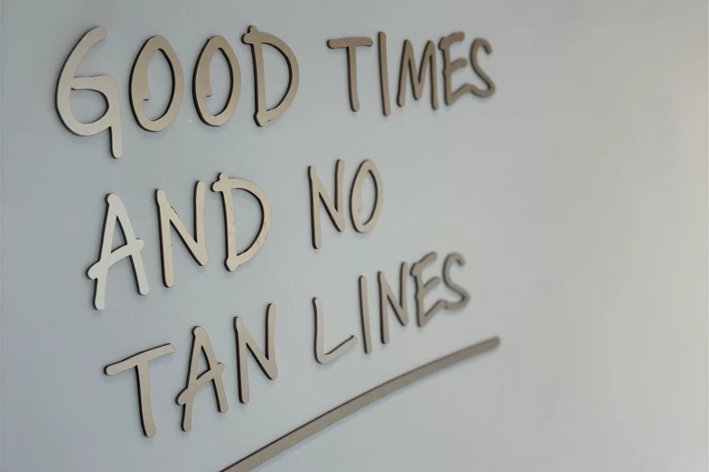 Custom 3d Lettering signs, 3d Lettering signage, 3d Signage